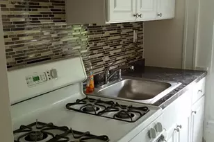 303 33rd St, Baltimore, MD 21218 - Photo 4