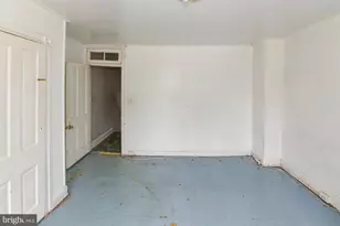 512 E 35th St, Baltimore, MD 21218 - Photo 12