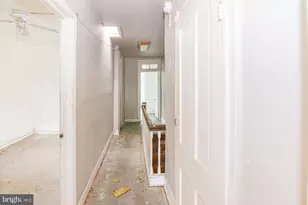 512 E 35th St, Baltimore, MD 21218 - Photo 20