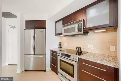 675 President Street #2202, Baltimore, MD 21202 - Photo 18