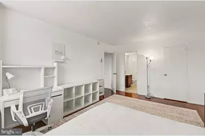 1 E University Parkway E #602, Baltimore, MD 21218 - Photo 20