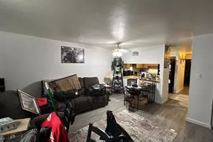 910 N Fulton Ave, Baltimore, MD 21217 - Photo 14