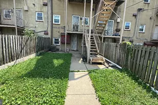 910 N Fulton Ave, Baltimore, MD 21217 - Photo 2