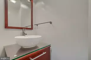 235 S Castle St, Baltimore, MD 21231 - Photo 16