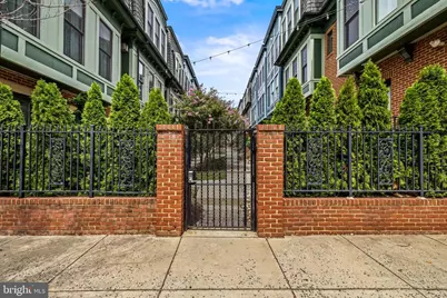 17 Yogurt Lane, Baltimore, MD 21231 - Photo 4