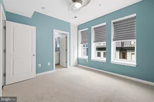 17 Yogurt Ln, Baltimore, MD 21231 - Photo 32