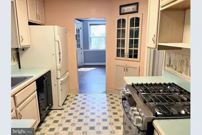 6232 Woodcrest Avenue, Baltimore, MD 21209 - Photo 4