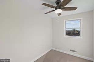 647 Charraway Rd, Baltimore, MD 21229 - Photo 16