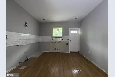 2712 E Monument Street E, Baltimore, MD 21205 - Photo 4