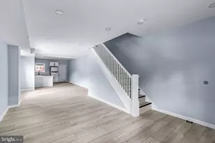 4024 Woodridge Rd, Baltimore, MD 21229 - Photo 2