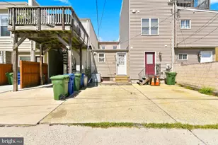 2921 Hudson St, Baltimore, MD 21224 - Photo 2