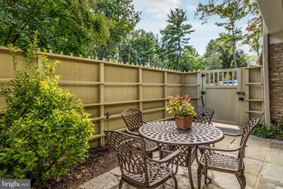 4 Hamlet Hill Road, Baltimore, MD 21210 - Photo 2