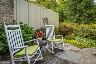 4 Hamlet Hill Rd, Baltimore, MD 21210 - Photo 8