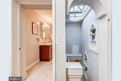 319 S Durham Street, Baltimore, MD 21231 - Photo 18
