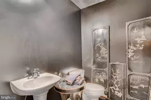 717 President St, Baltimore, MD 21202 - Photo 10
