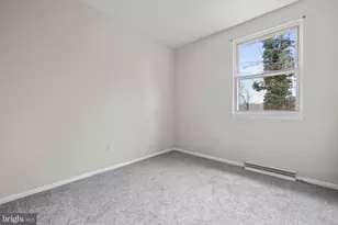 4412 Falls Bridge Dr, Baltimore, MD 21211 - Photo 16