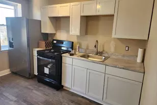 2127 Greenmount Ave, Baltimore, MD 21218 - Photo 2