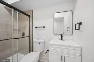 1019 N Carrollton Ave, Baltimore, MD 21217 - Photo 36
