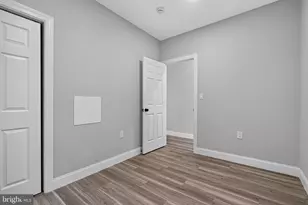 319 E 24th St, Baltimore, MD 21218 - Photo 20