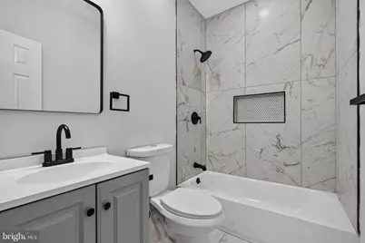 319 E 24th Street, Baltimore, MD 21218 - Photo 16