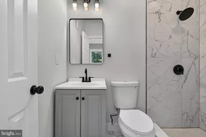 319 E 24th Street, Baltimore, MD 21218 - Photo 14