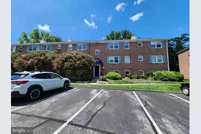 4410 Falls Bridge Drive #H, Baltimore, MD 21211 - Photo 2