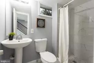 3901 Ridgecroft Rd, Baltimore, MD 21206 - Photo 28