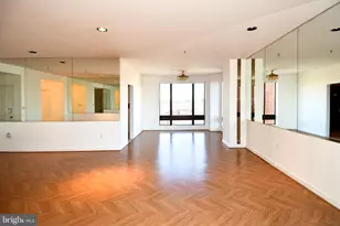 10 E Lee St, Baltimore, MD 21202 - Photo 14