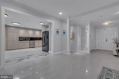 10 E Lee Street #2408, Baltimore, MD 21202 - Photo 22