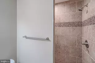 631 S Eaton St, Baltimore, MD 21224 - Photo 28