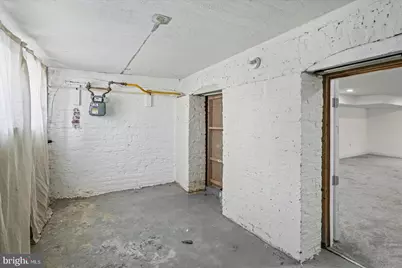 609 McKewin Avenue, Baltimore, MD 21218 - Photo 32