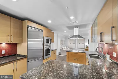 801 Key Highway #221, Baltimore, MD 21230 - Photo 10