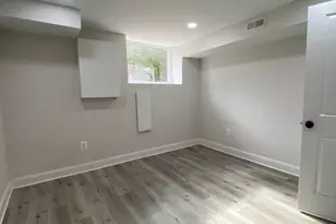 219 S Clinton St, Baltimore, MD 21224 - Photo 12
