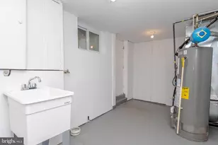2305 Poplar Grove St, Baltimore, MD 21216 - Photo 12