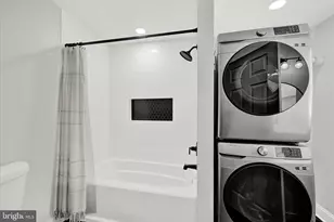 2 W Barney St, Baltimore, MD 21230 - Photo 12