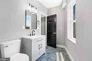1807 Hollins St, Baltimore, MD 21223 - Photo 16