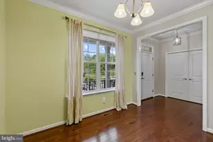 4400 Scarlet Oak Ln, Baltimore, MD 21229 - Photo 4