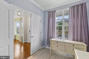 4400 Scarlet Oak Ln, Baltimore, MD 21229 - Photo 8