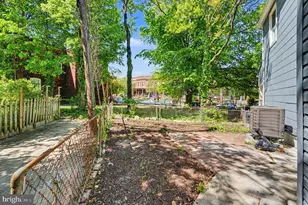 3033 Barclay St, Baltimore, MD 21218 - Photo 30