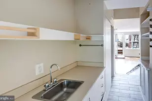 13 E Henrietta St, Baltimore, MD 21230 - Photo 28