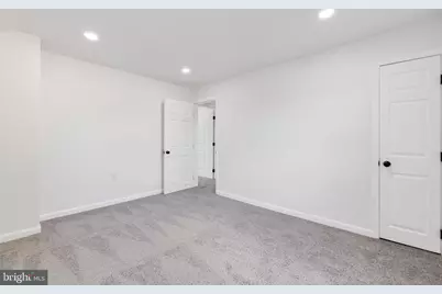 4202 Barrington Road, Baltimore, MD 21229 - Photo 16