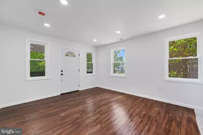 4202 Barrington Road, Baltimore, MD 21229 - Photo 8