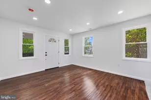 4202 Barrington Rd, Baltimore, MD 21229 - Photo 8