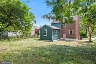 4202 Barrington Rd, Baltimore, MD 21229 - Photo 32