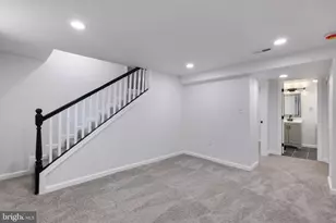 4202 Barrington Rd, Baltimore, MD 21229 - Photo 22