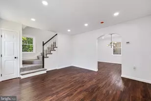 4202 Barrington Rd, Baltimore, MD 21229 - Photo 6
