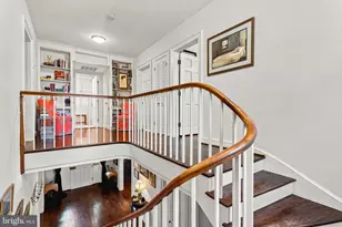 10 W Lake Ave, Baltimore, MD 21210 - Photo 34