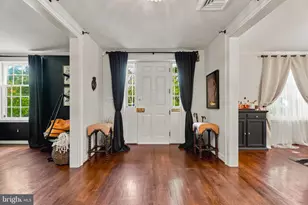 10 W Lake Ave, Baltimore, MD 21210 - Photo 32