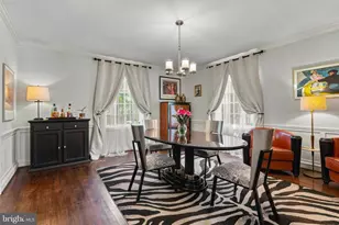 10 W Lake Ave, Baltimore, MD 21210 - Photo 20