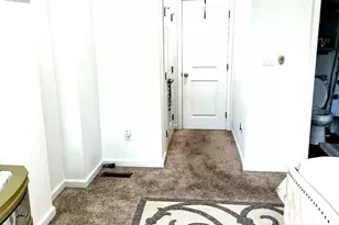 1529 N Bond St, Baltimore, MD 21213 - Photo 8
